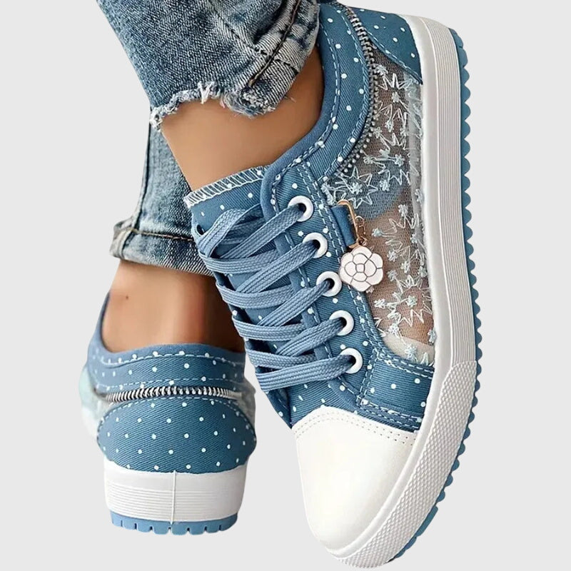 Wanda | Sneakers in Shades of Blue