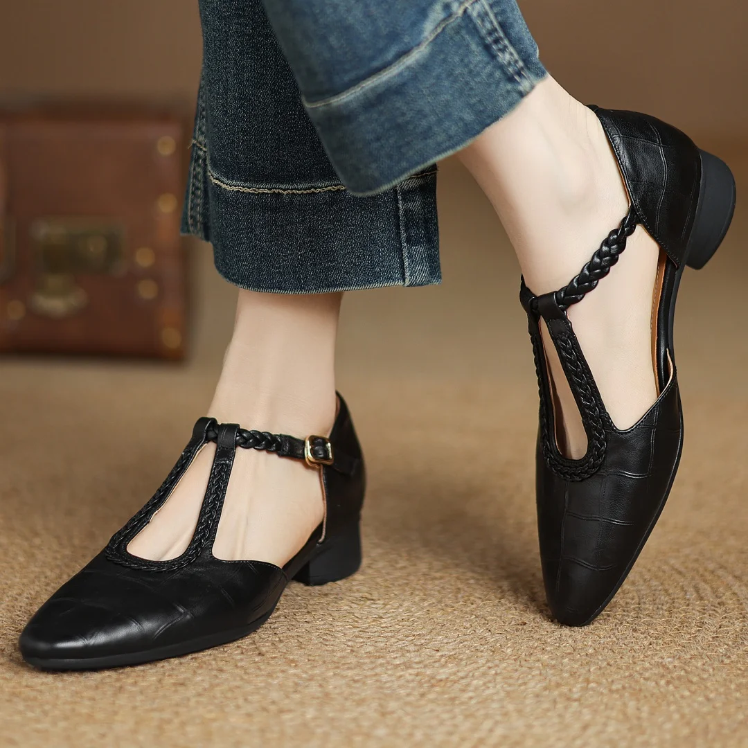 Alina | Classic Mary Janes