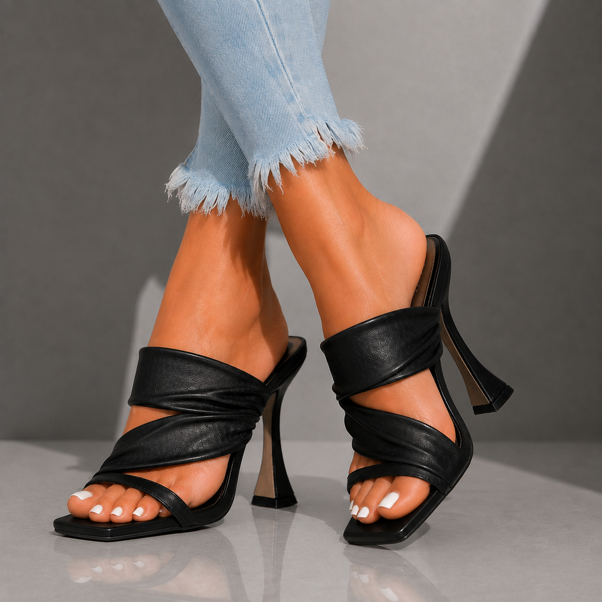 Serena | Crossover Strap Heeled Mules