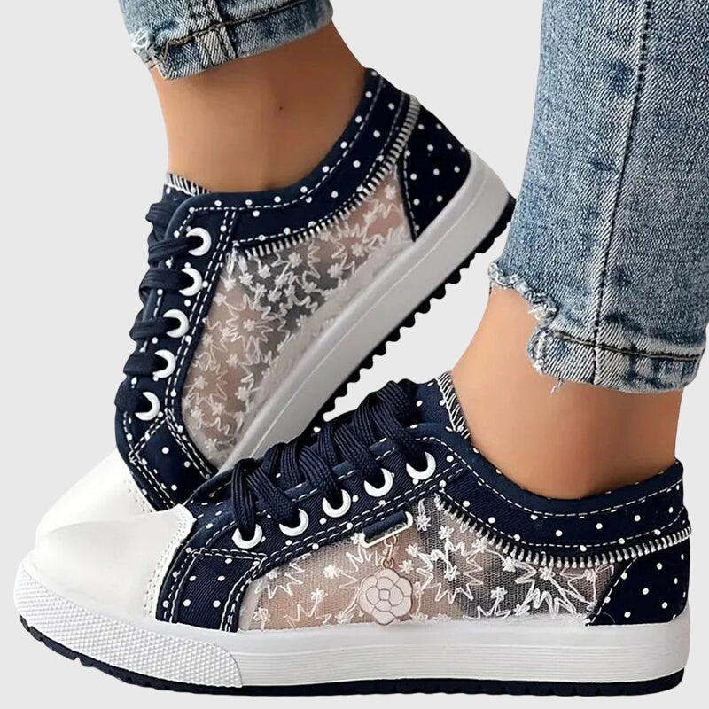 Wanda | Sneakers in Shades of Blue