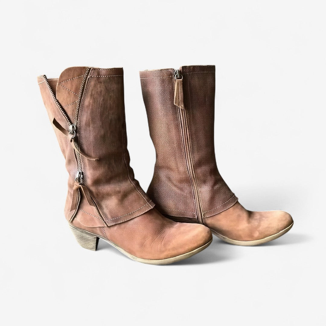 Amparo | Leather Fall Ankle Boots