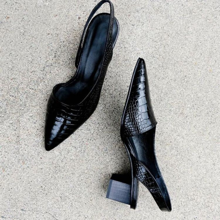 Alice | Wide-Toe Heeled Pumps