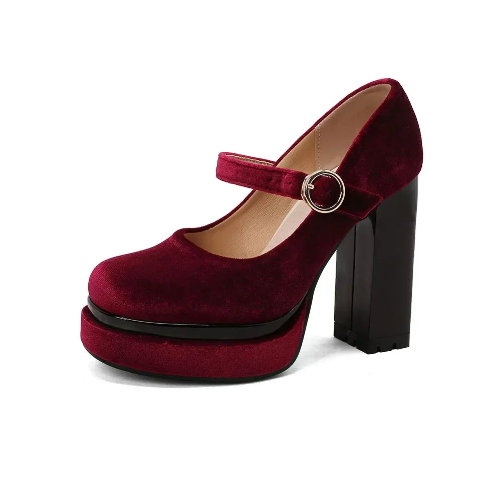 Valloria | Velvet Heels