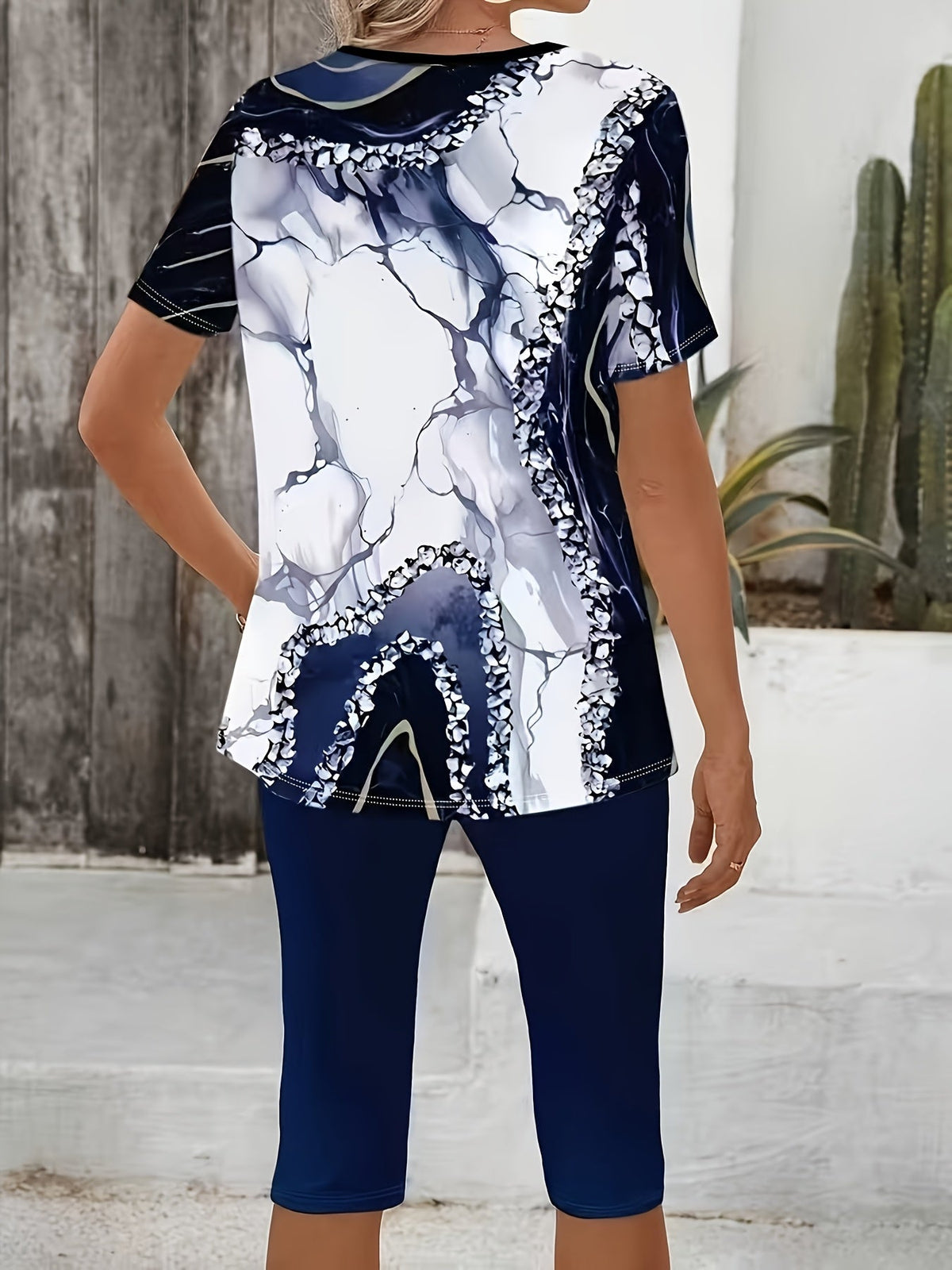Luna | Patterned Two-Piece Set