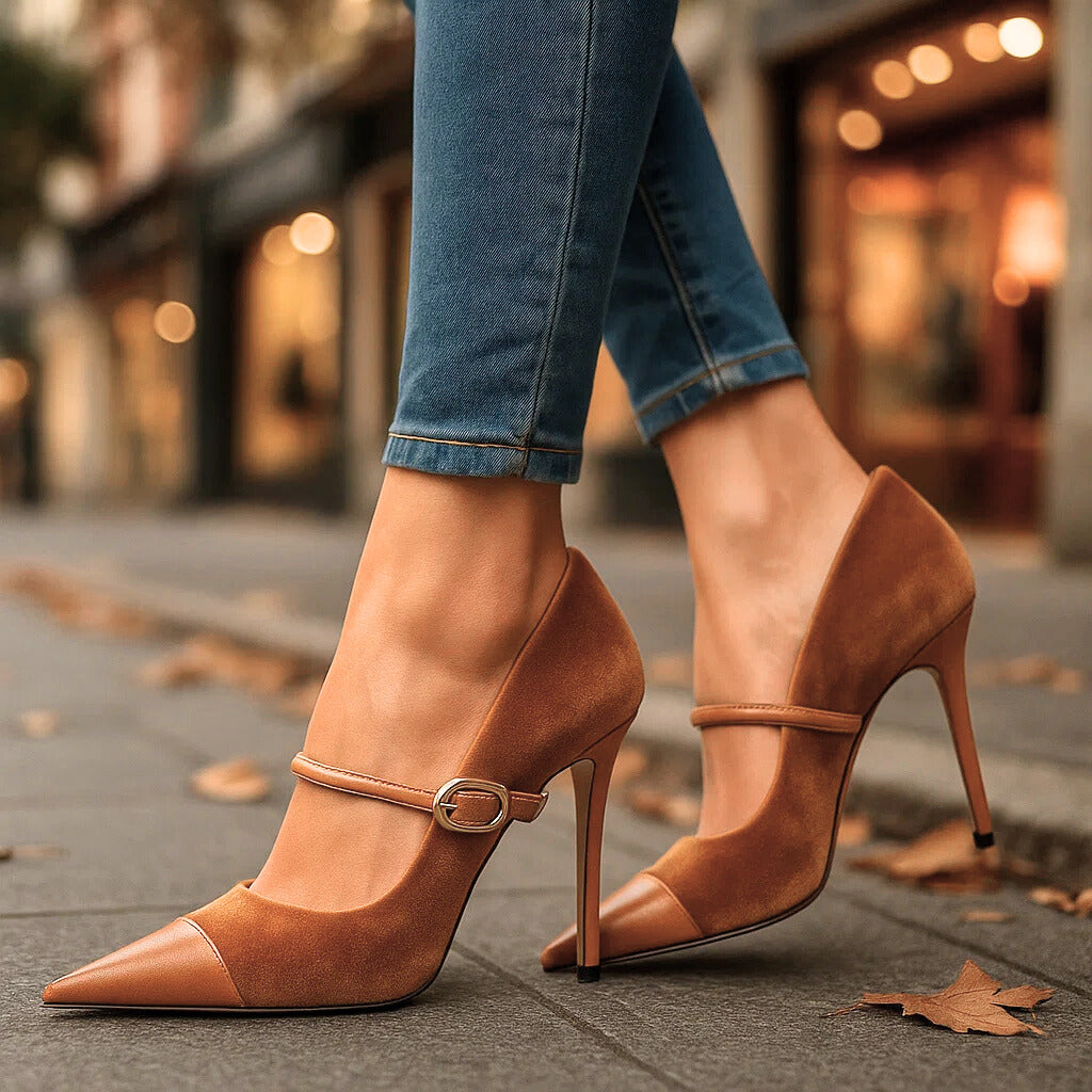 Ariette | Velvet Buckle Heels