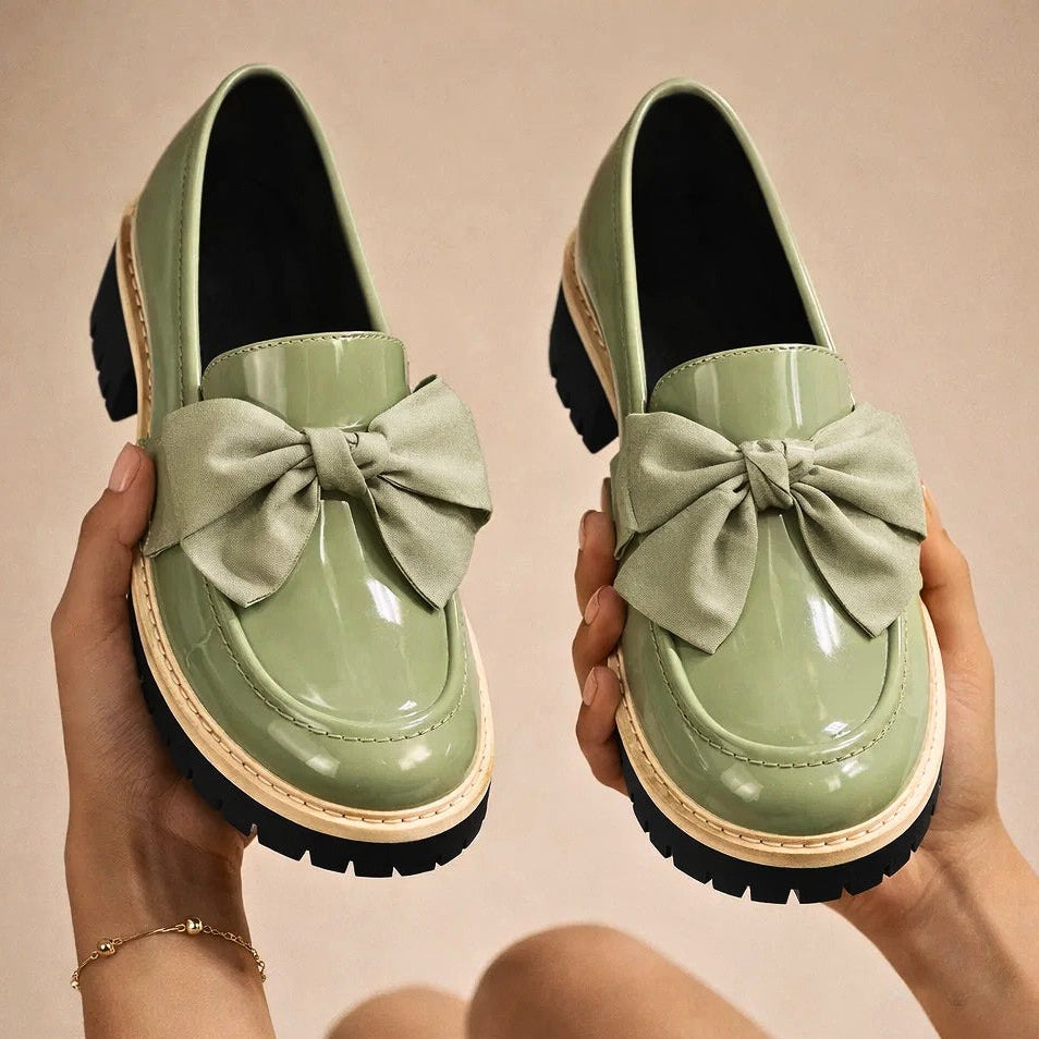 Vivienne | Bow Loafers