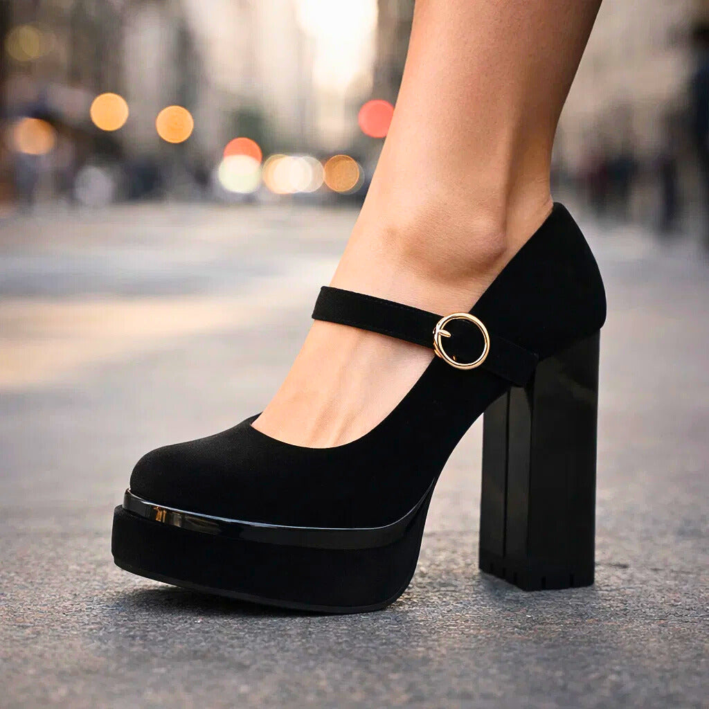 Valloria | Velvet Heels