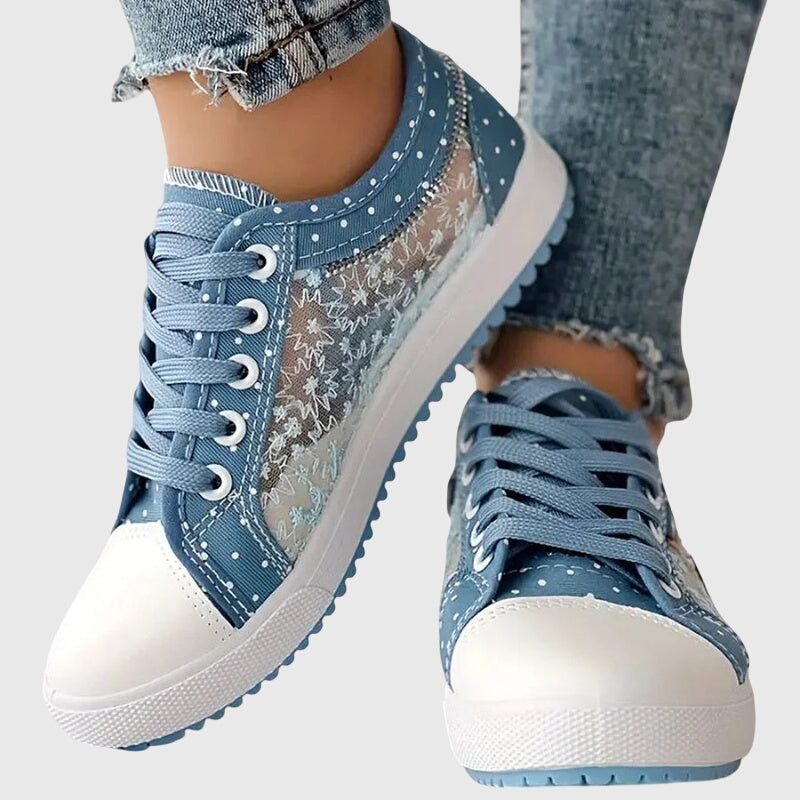 Wanda | Sneakers in Shades of Blue