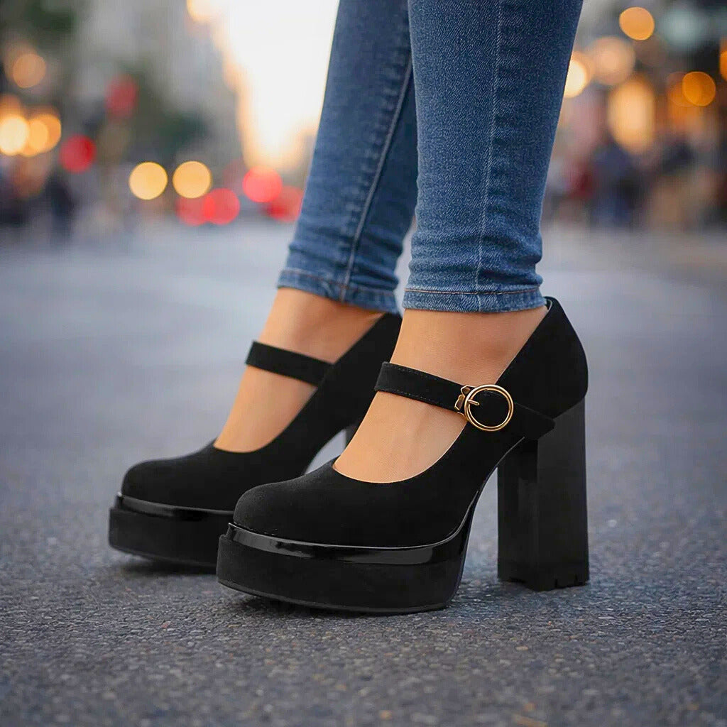 Valloria | Velvet Heels