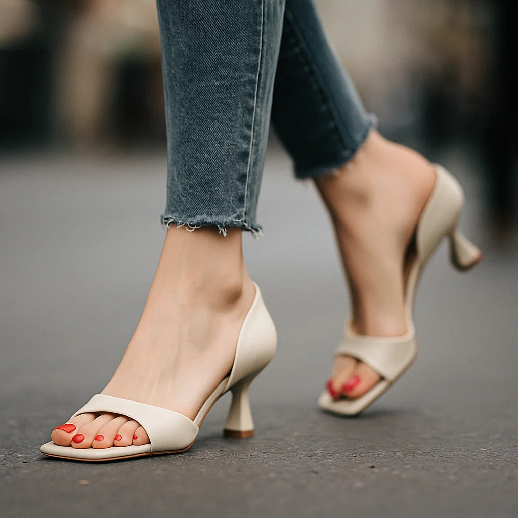 Melanie | Low Heel Pumps