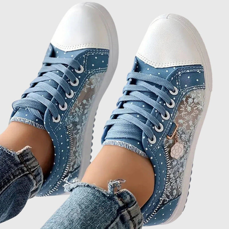 Wanda | Sneakers in Shades of Blue
