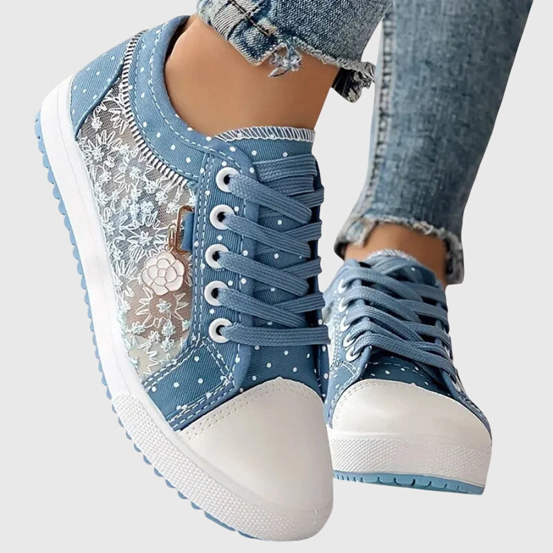 Wanda | Sneakers in Shades of Blue