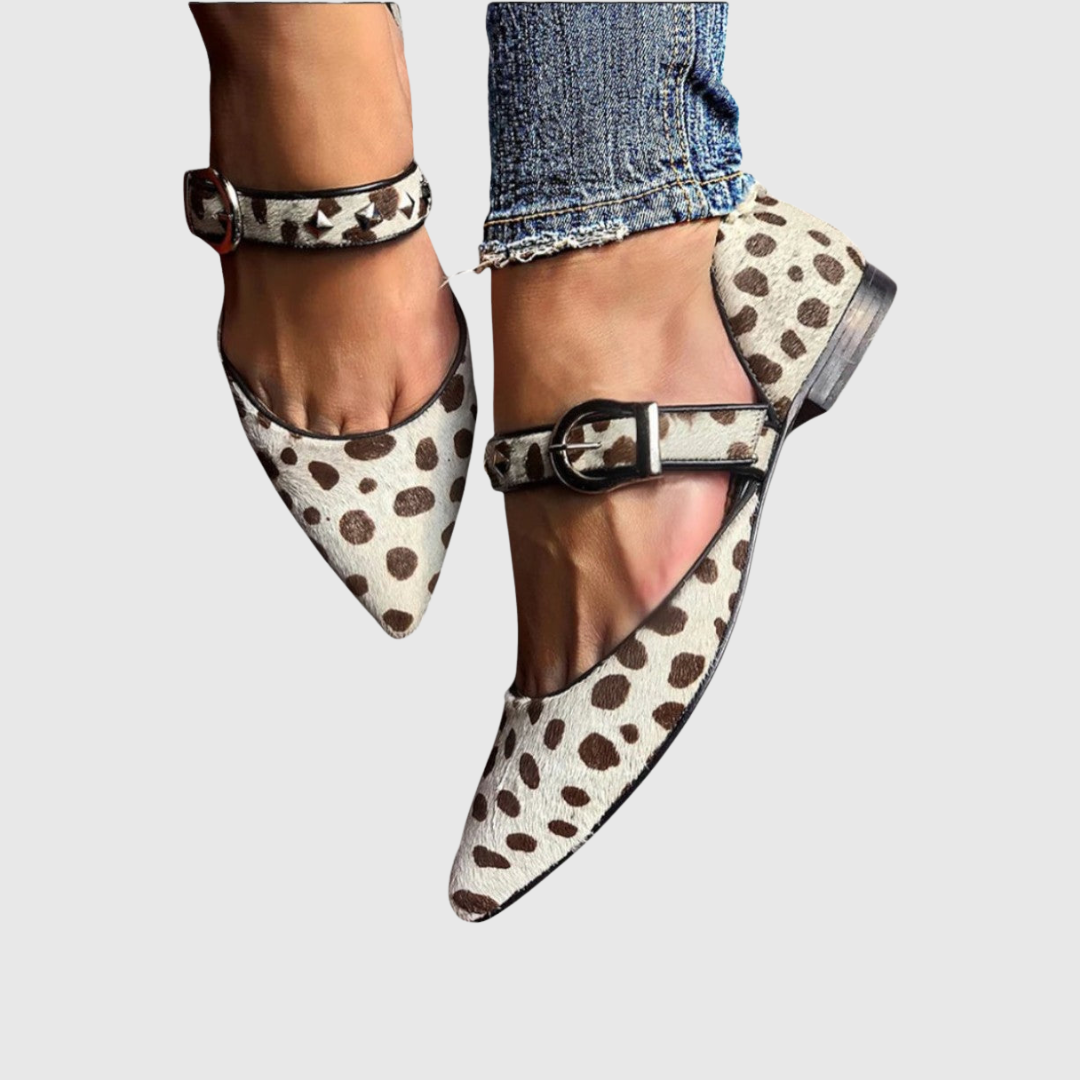 Eve | Mary Janes with Small Studs