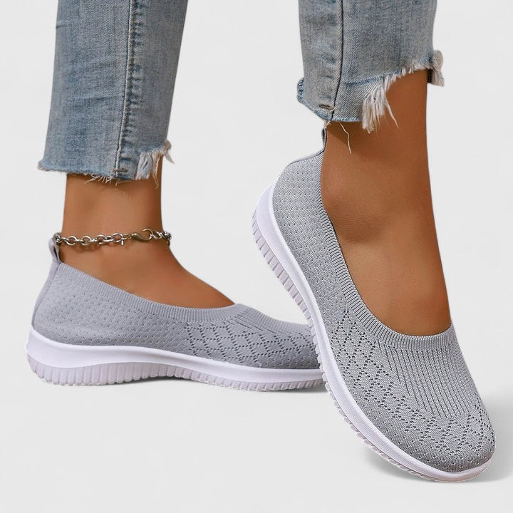Maya | Orthopedic Summer Slides