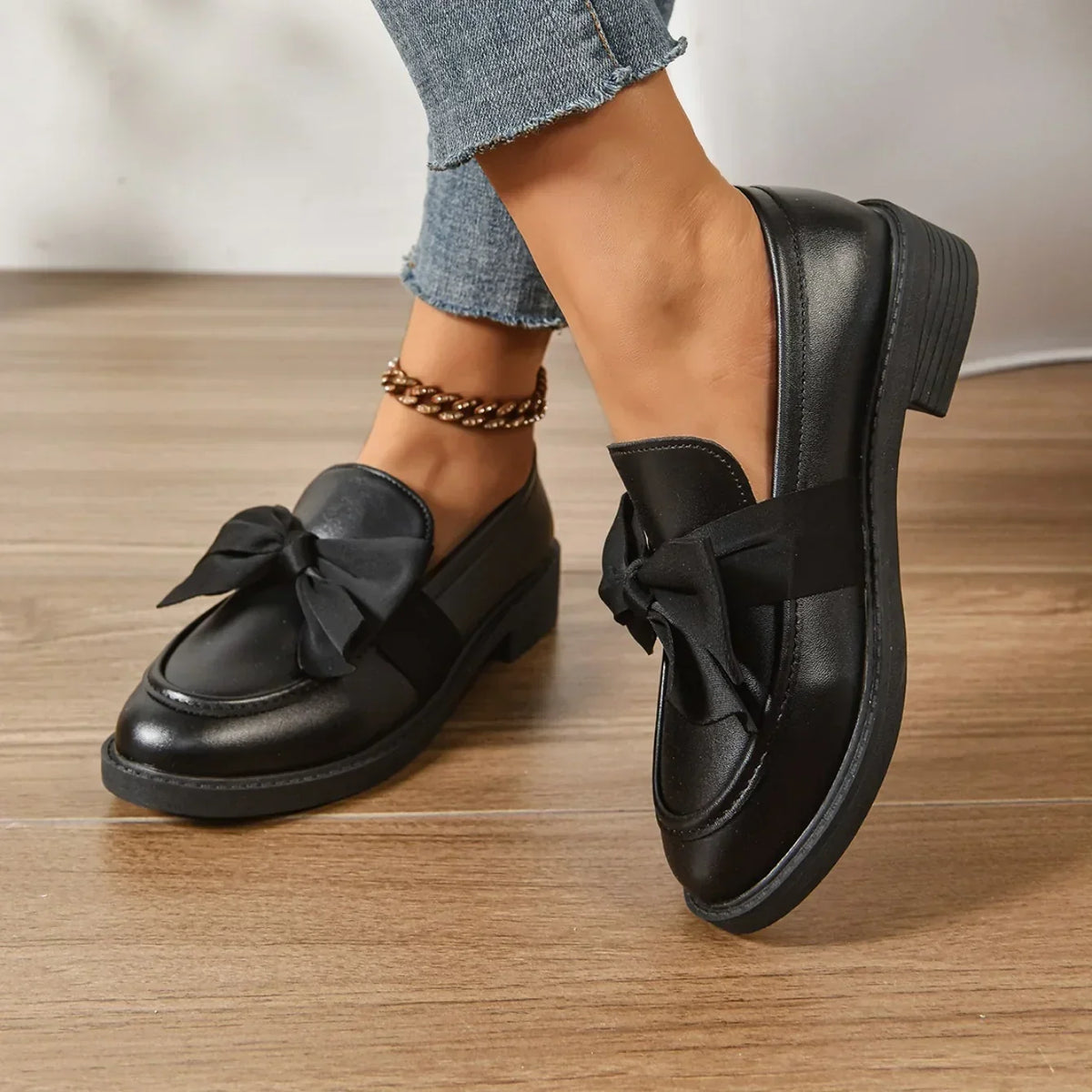 Louisa | Leather Loafers with Bow