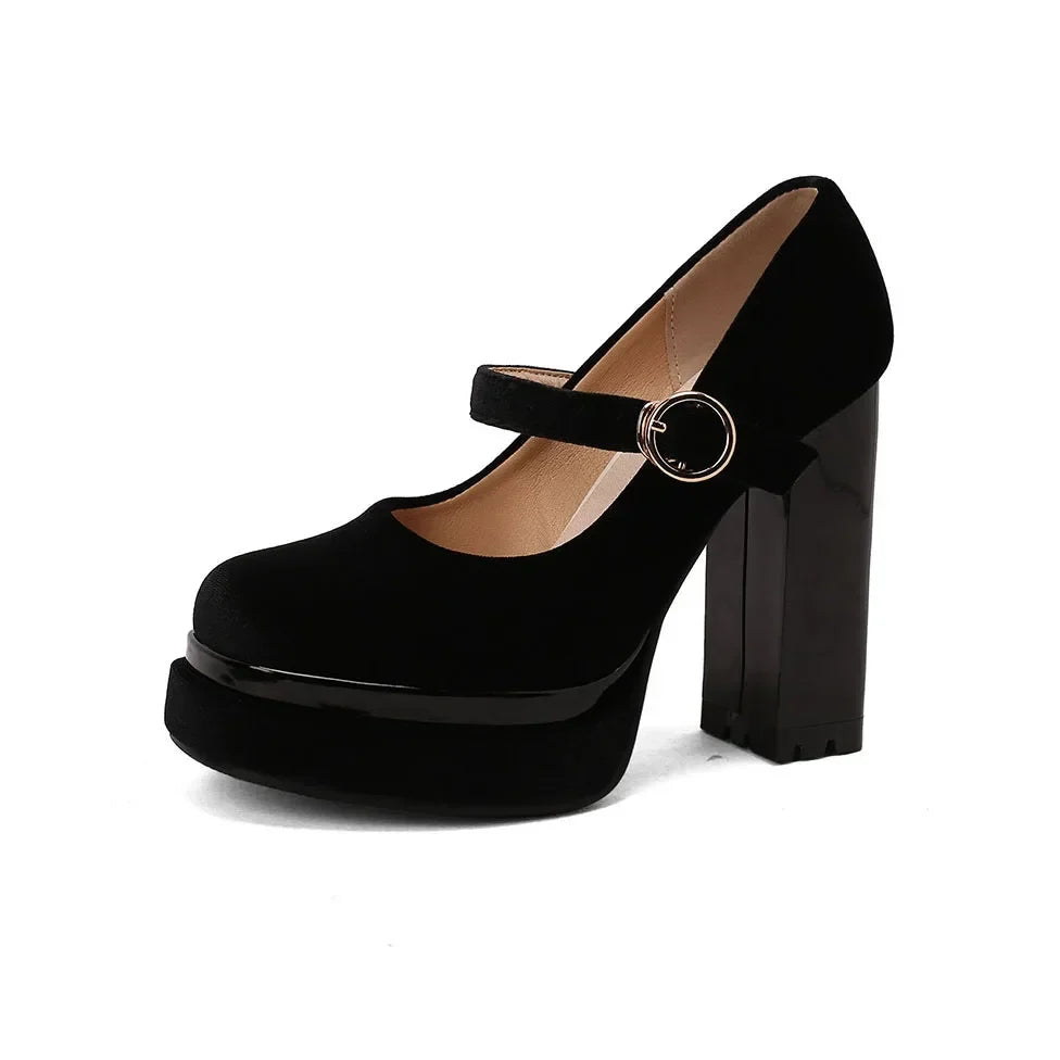 Valloria | Velvet Heels