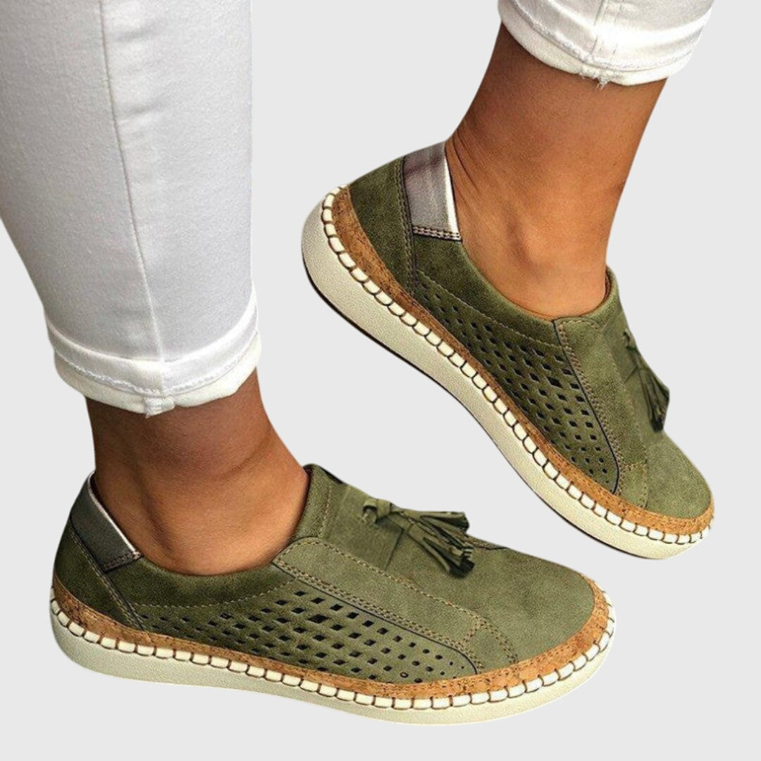 Betty | Supportive Summer Slides