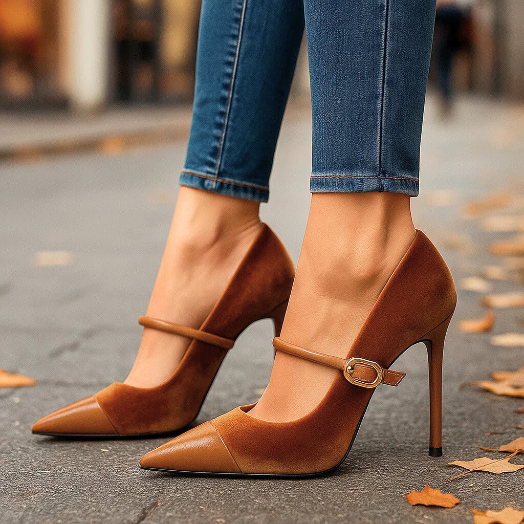 Ariette | Velvet Buckle Heels
