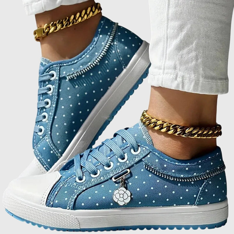 Wanda | Sneakers in Shades of Blue
