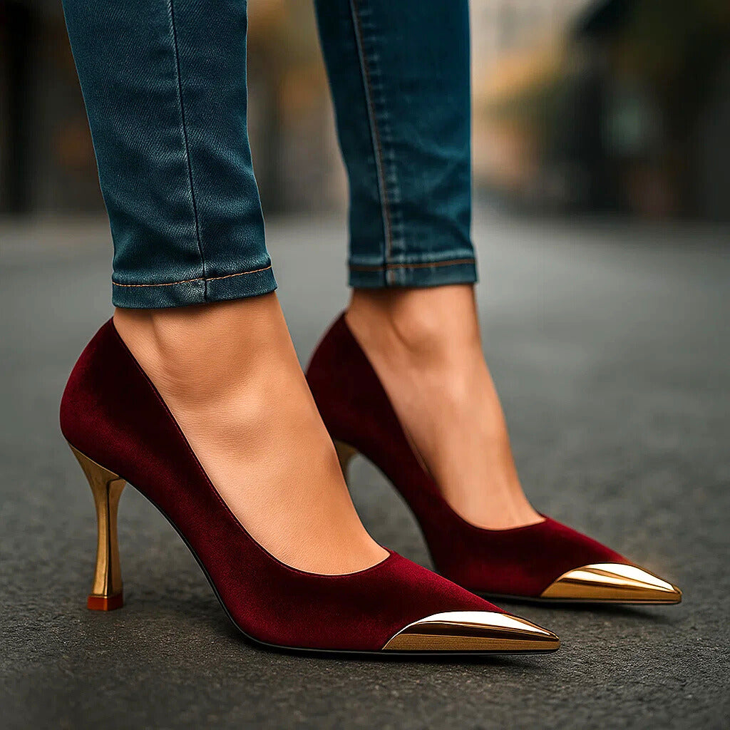 Aveline | Pumps with Gold-Tone Toe Cap