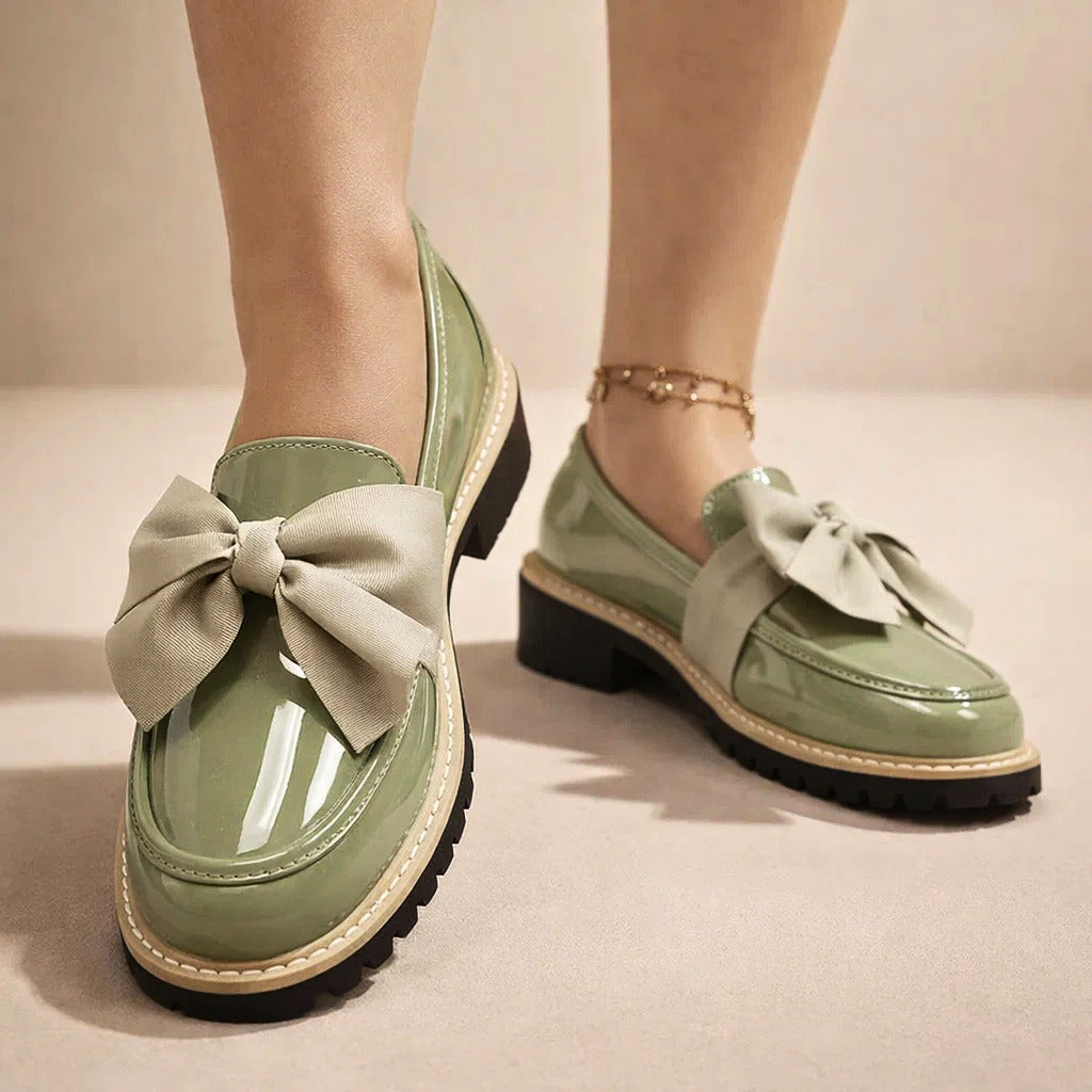 Vivienne | Bow Loafers